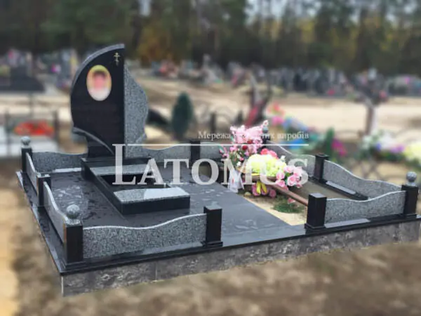 Комплекс з граніту на могилу ціни