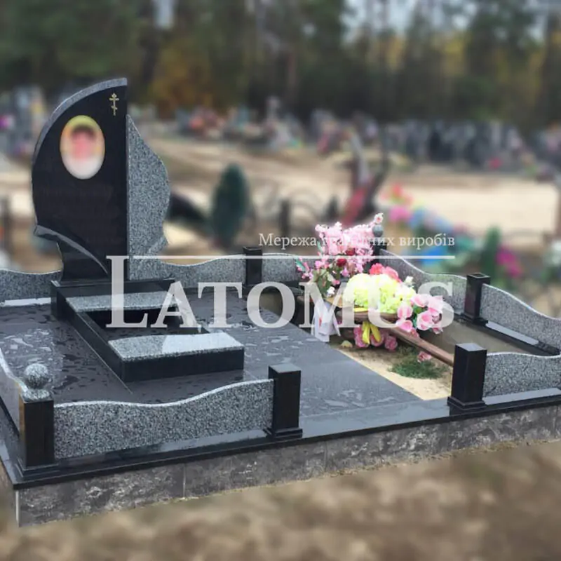 Комплекс з граніту на могилу ціни