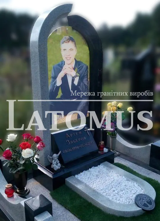 Ексклюзивний гранітний комплекс на могилу