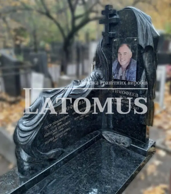 Ексклюзивний гранітний комплекс на могилу