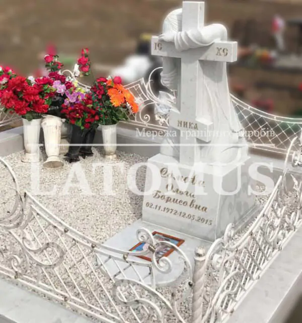 Ексклюзивний памятник на могилу