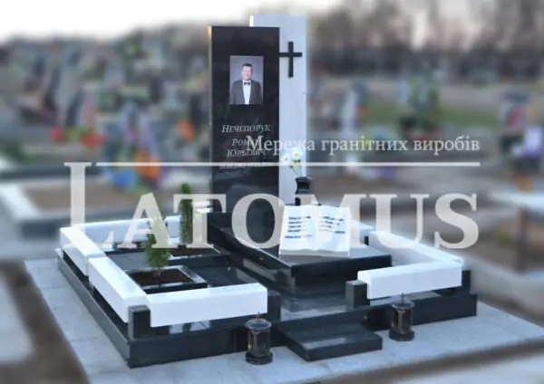 Мармуровий памятник на могилу