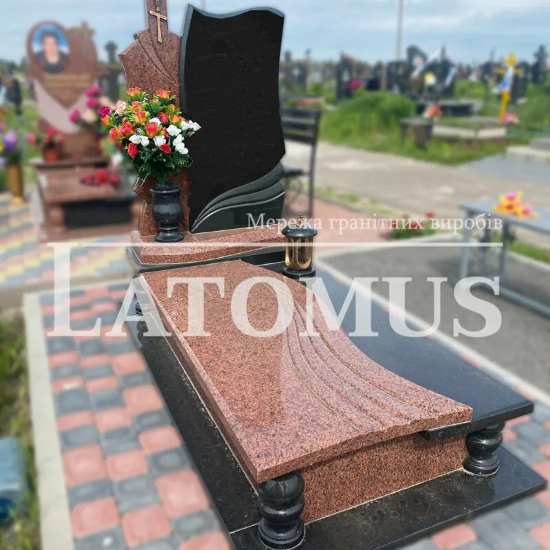 Одинарний гранітний пам`ятник на могилу купити