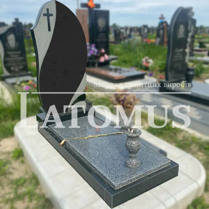 Одинарний гранітний пам`ятник на могилу купити