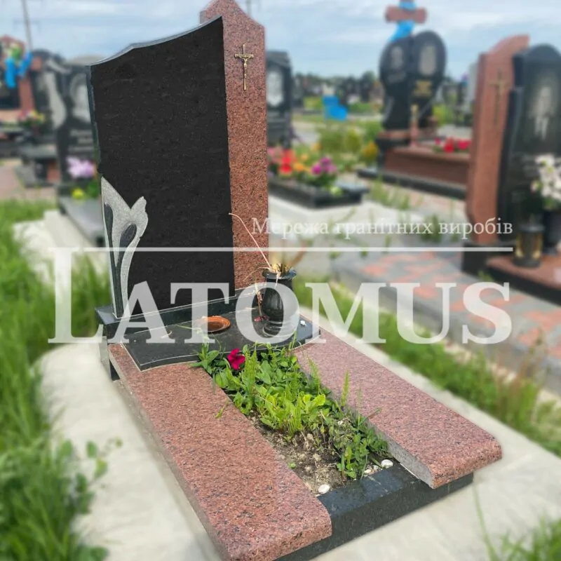 Одинарний гранітний пам`ятник на могилу купити