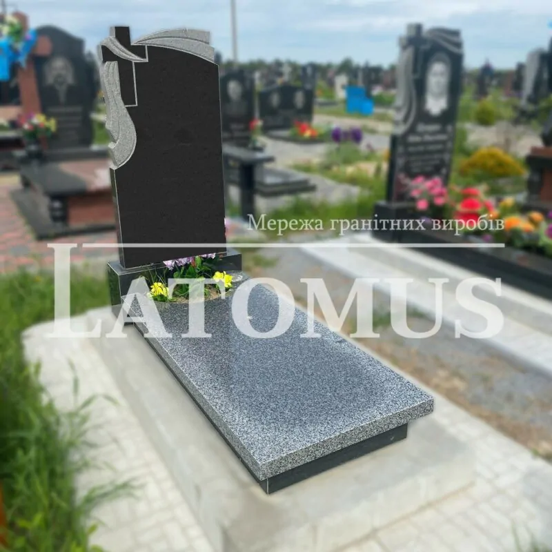 Одинарний гранітний пам`ятник на могилу купити