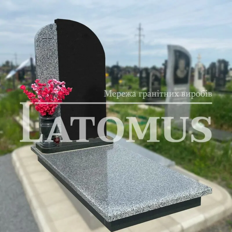 Одинарний гранітний пам`ятник на могилу купити