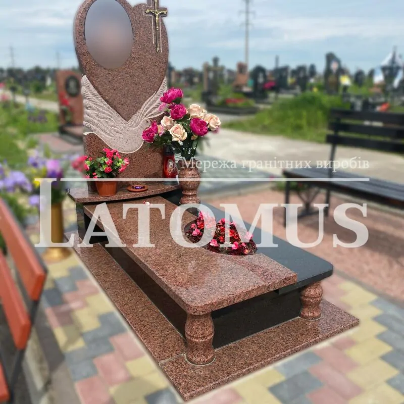 Одинарний гранітний пам`ятник на могилу купити