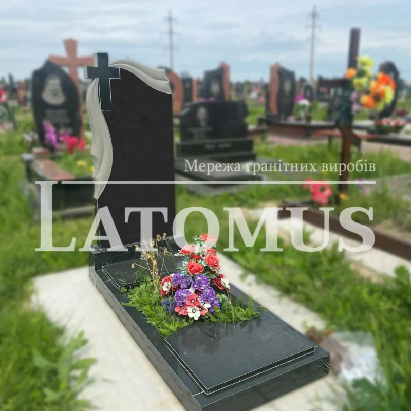 Одинарний гранітний пам`ятник на могилу купити