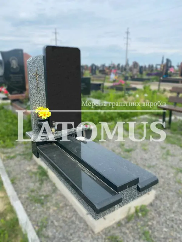 Вишуканий гранітний памятник на могилу ціни