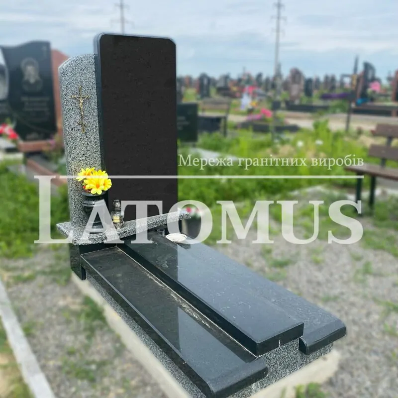 Вишуканий гранітний памятник на могилу ціни