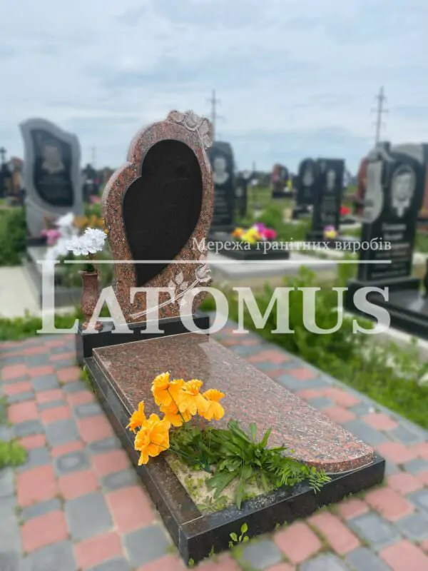 Вишуканий гранітний памятник на могилу ціни