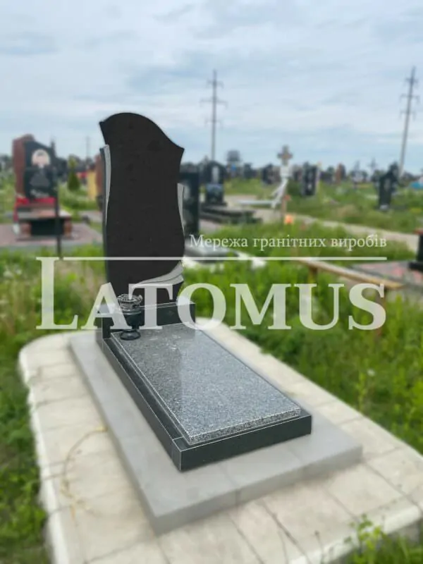 Вишуканий гранітний памятник на могилу ціни