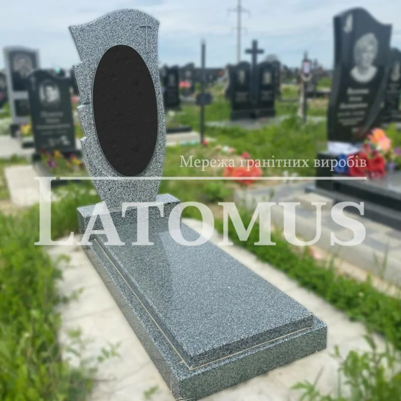 Елегантний гранітний памятник на могилу ціни
