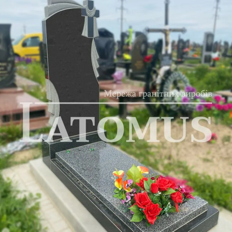 Вишуканий гранітний памятник на могилу ціни