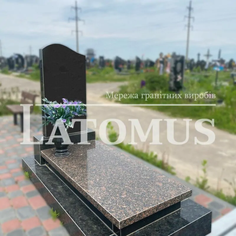 Елегантний памятник на могилу купити