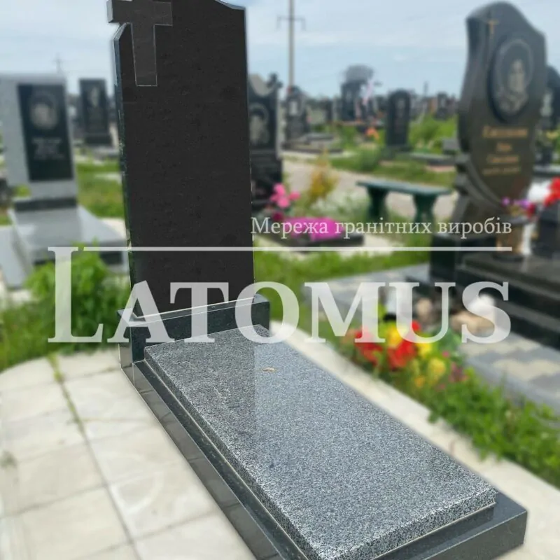 Гранітний памятник на могилу ціни