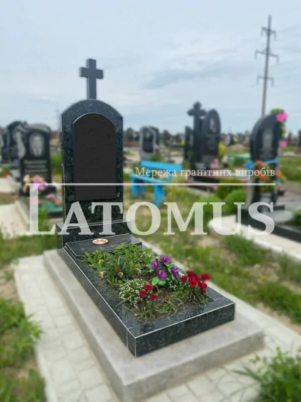 Ексклюзивний одинарний памятник з граніту купити