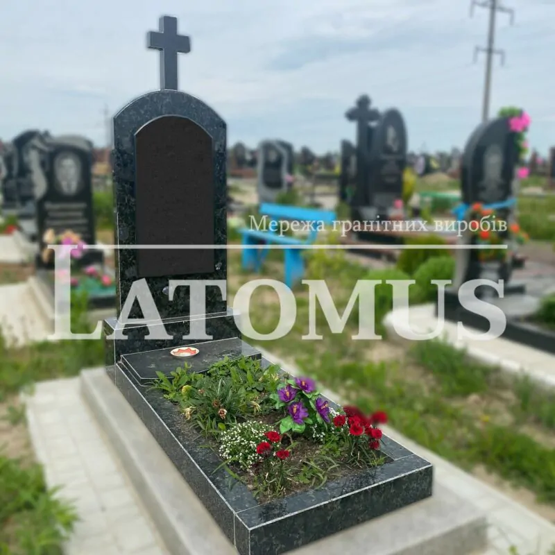 Ексклюзивний одинарний памятник з граніту купити