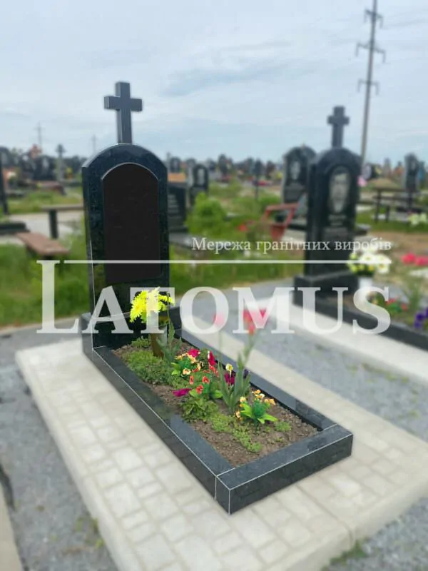 Ексклюзивний одинарний памятник з граніту купити