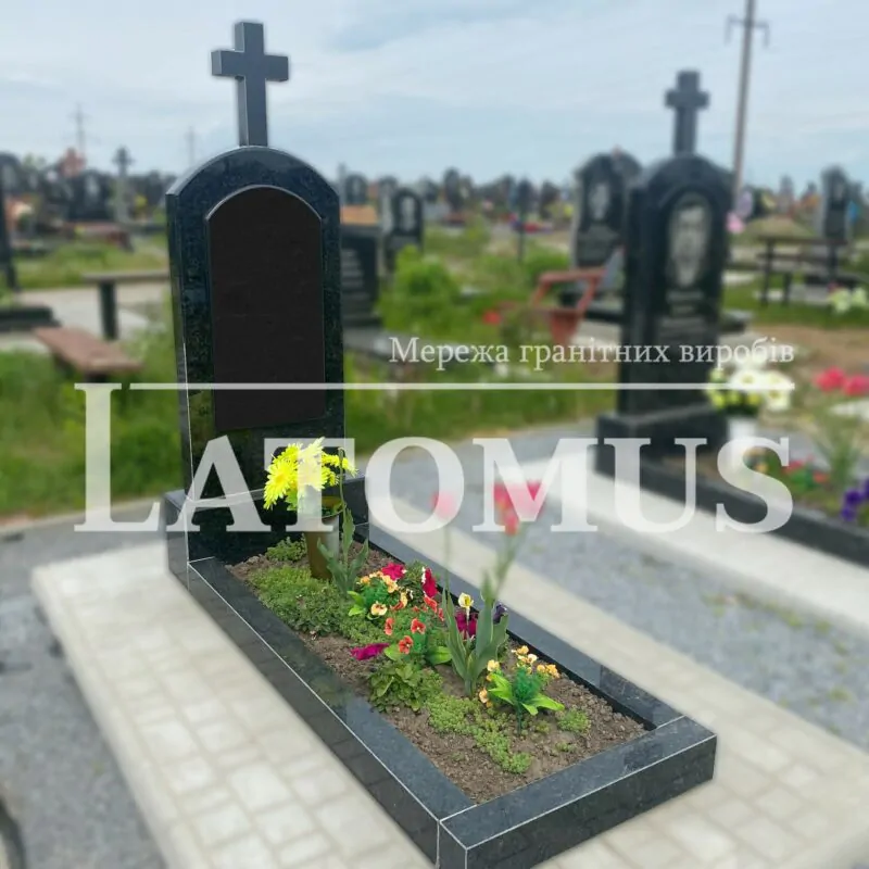 Ексклюзивний одинарний памятник з граніту купити