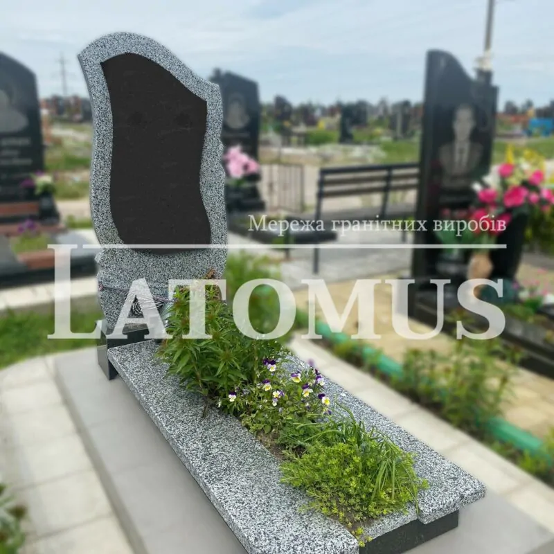 Ексклюзивний одинарний памятник з граніту купити