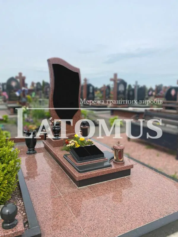 Ексклюзивний одинарний памятник з граніту купити