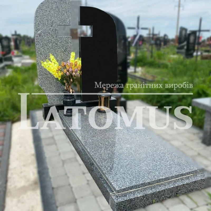 Ексклюзивний одинарний памятник з граніту купити