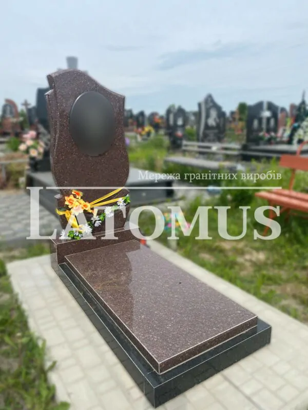 Ексклюзивний одинарний памятник з граніту купити