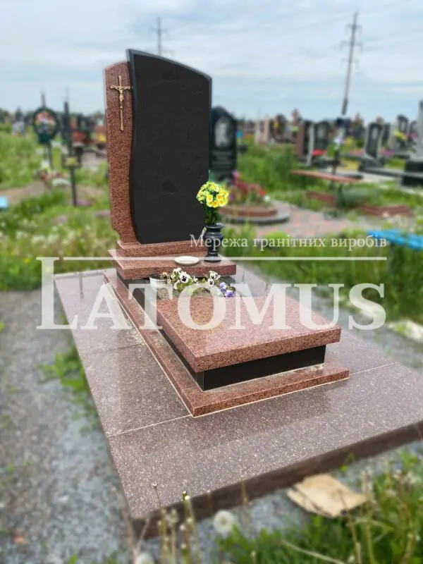 Ексклюзивний одинарний памятник з граніту купити