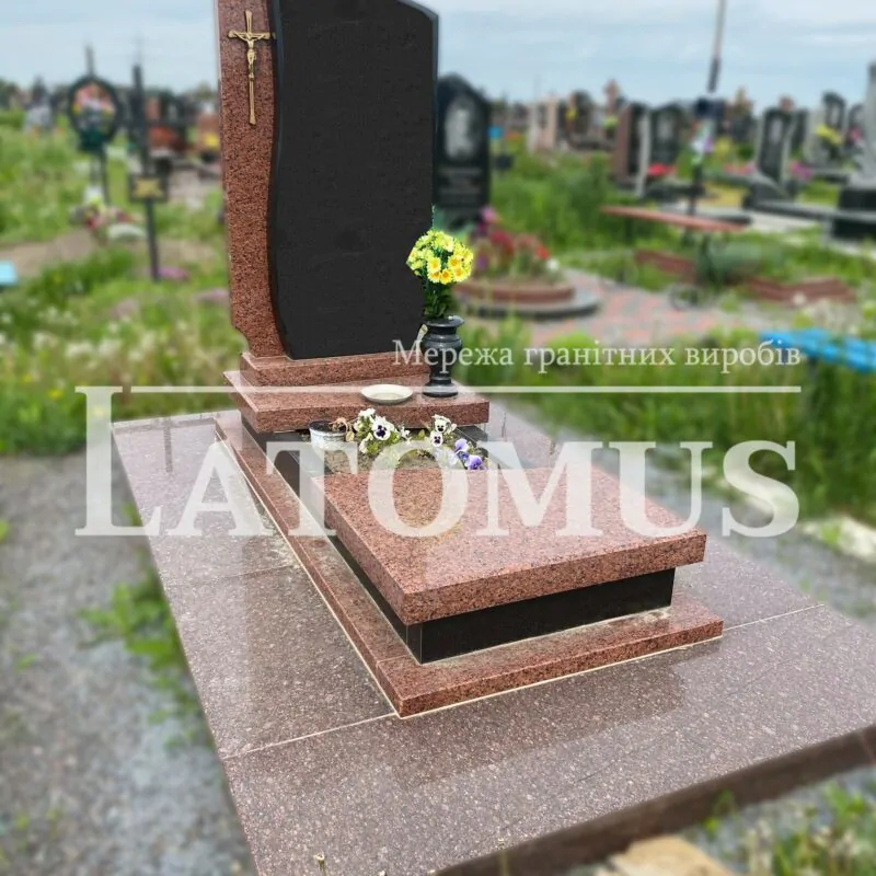 Ексклюзивний одинарний памятник з граніту купити