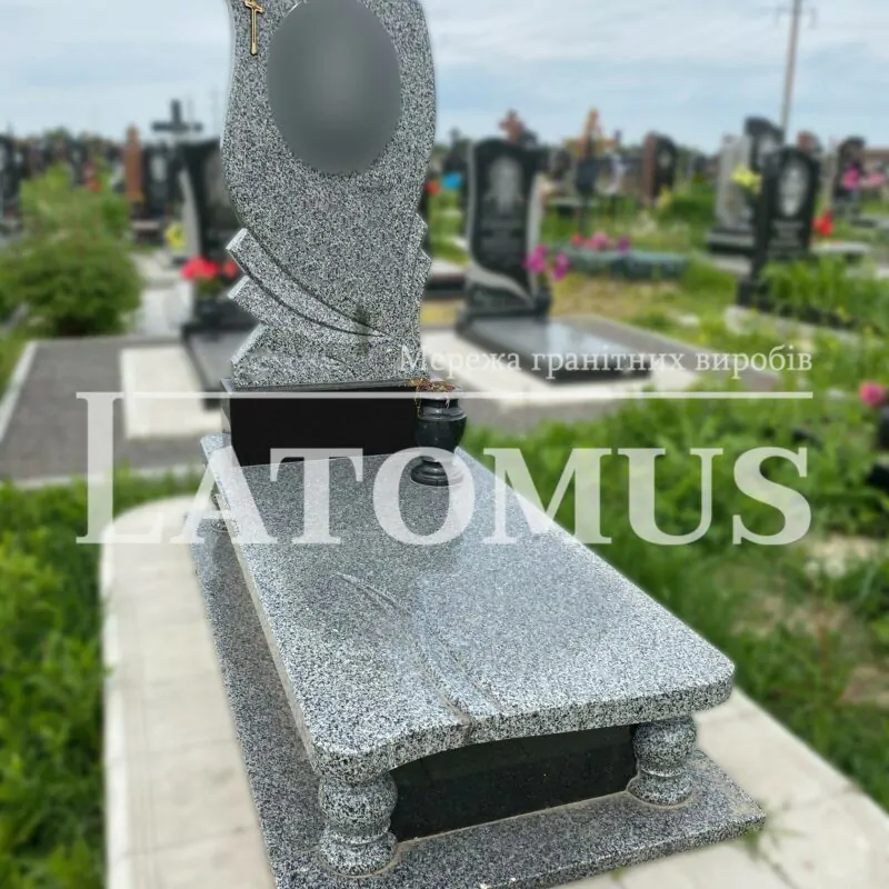 Ексклюзивний одинарний памятник з граніту купити