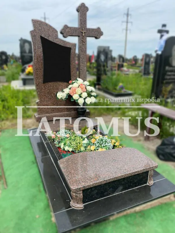 Вишуканий одинарний памятник з граніту купити
