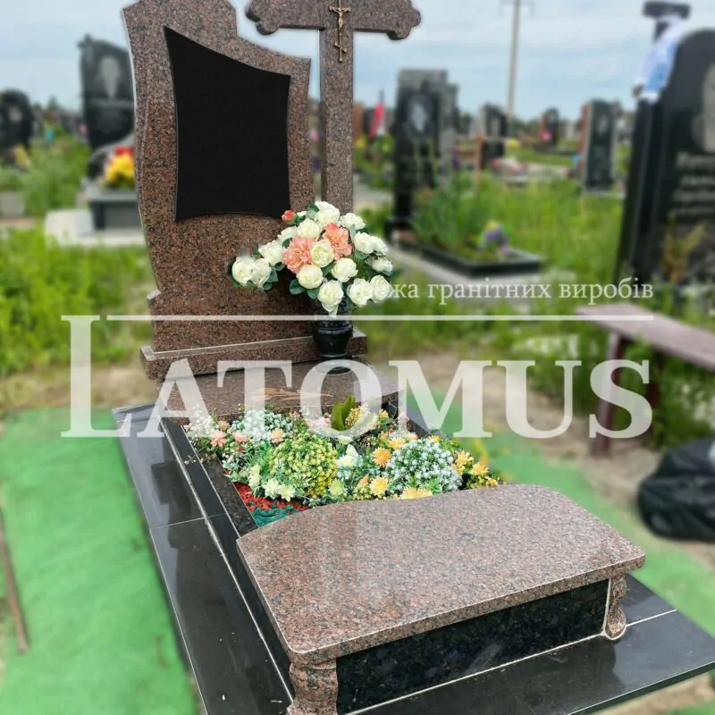 Вишуканий одинарний памятник з граніту купити