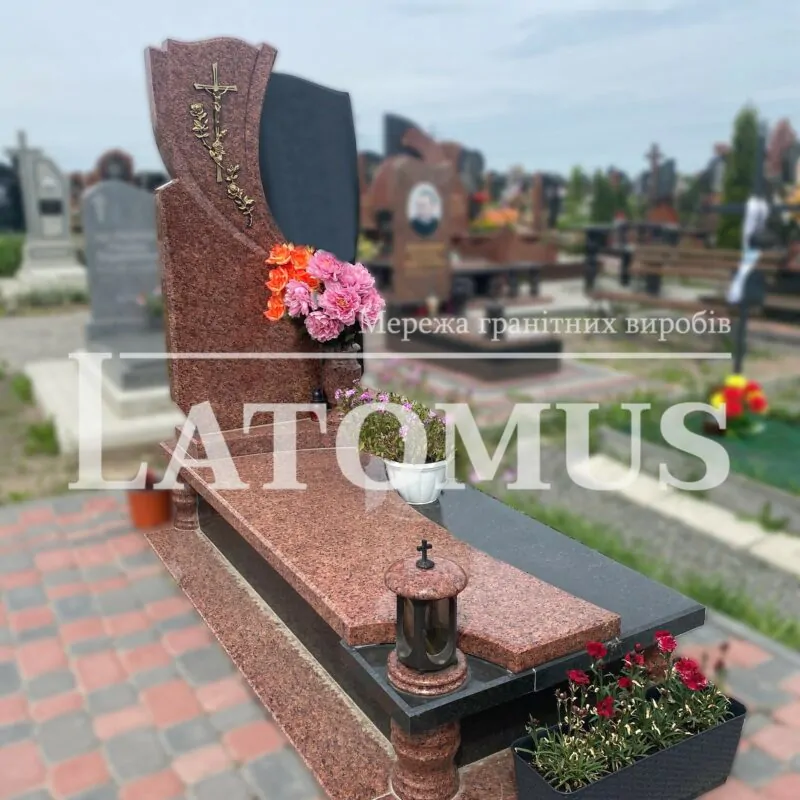 Вишуканий одинарний памятник з граніту купити