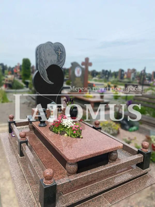 Ексклюзивний одинарний памятник з граніту купити