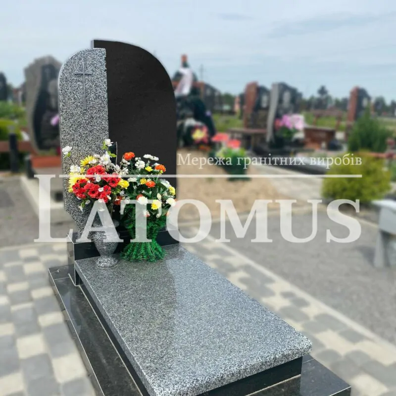 Елегантний одинарний памятник з граніту купити