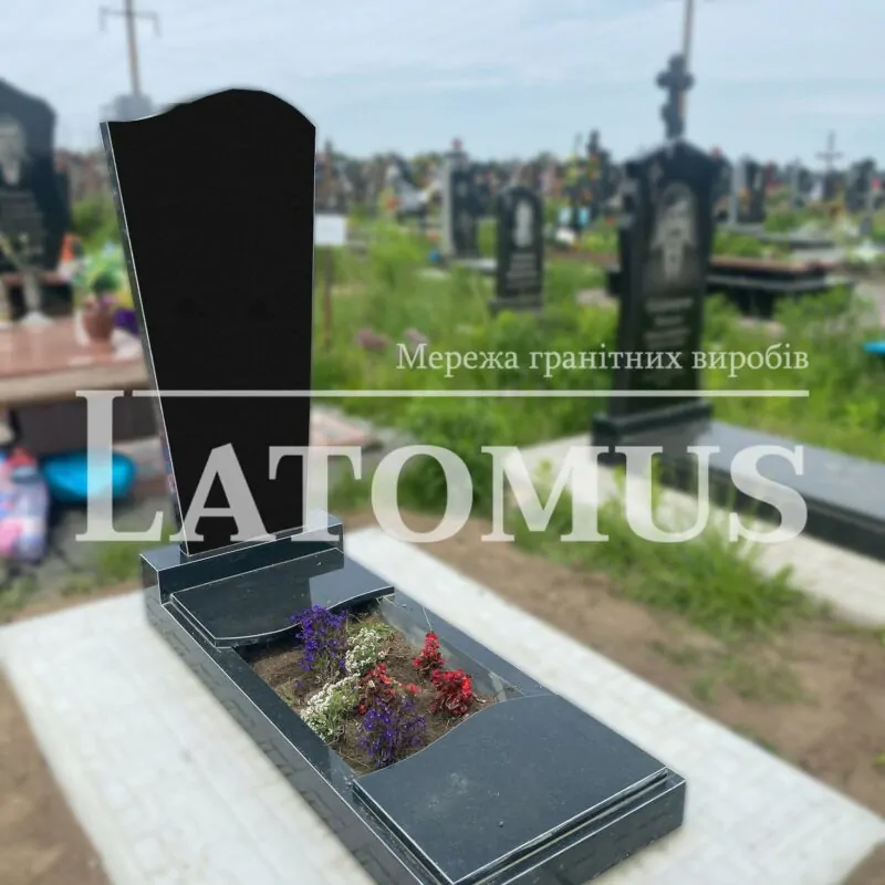 Елегантний одинарний памятник з граніту купити