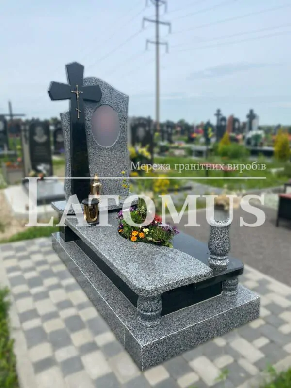 Елегантний одинарний памятник з граніту купити