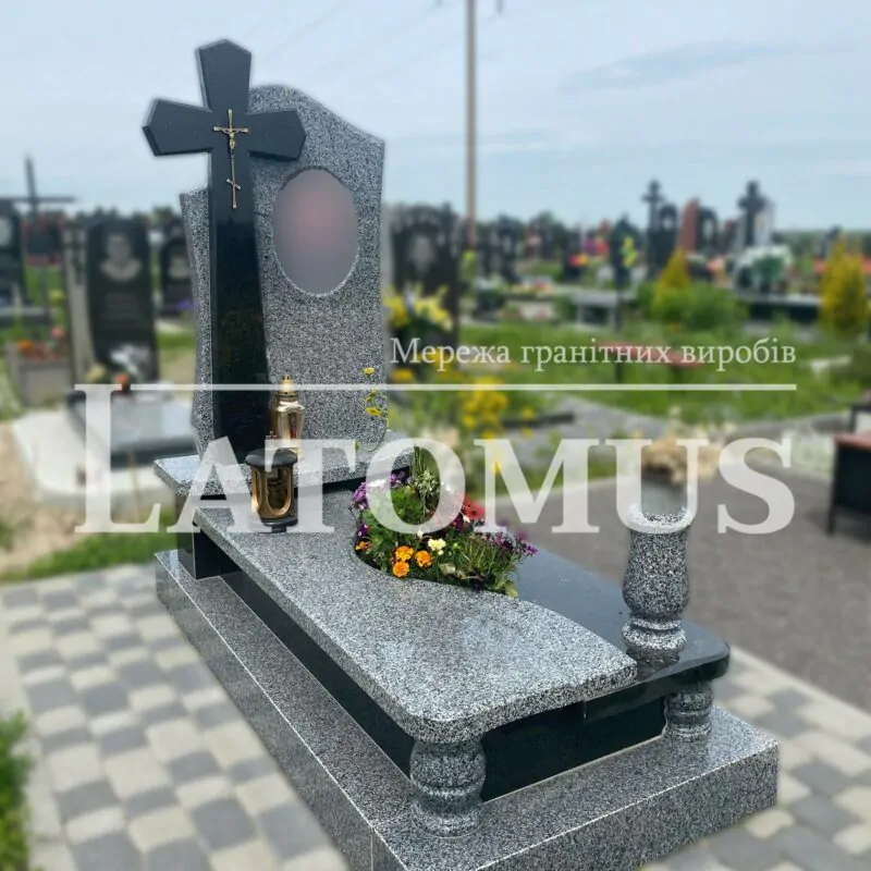 Елегантний одинарний памятник з граніту купити
