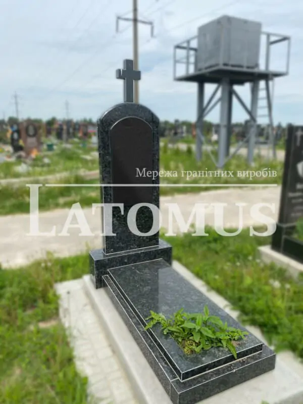 Елегантний одинарний памятник з граніту купити