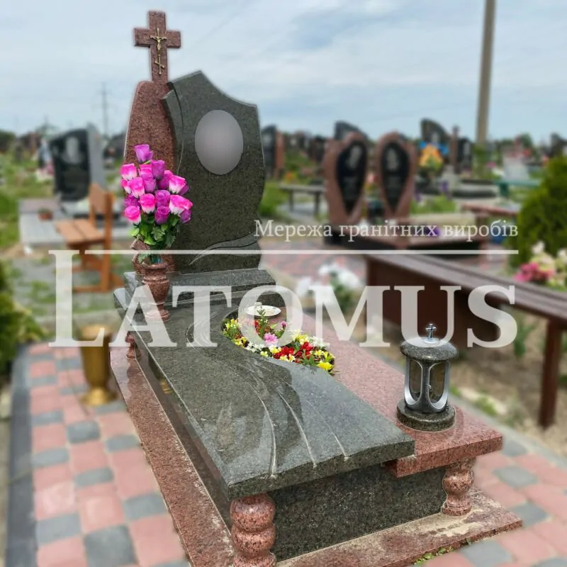 Елегантний одинарний памятник з граніту купити