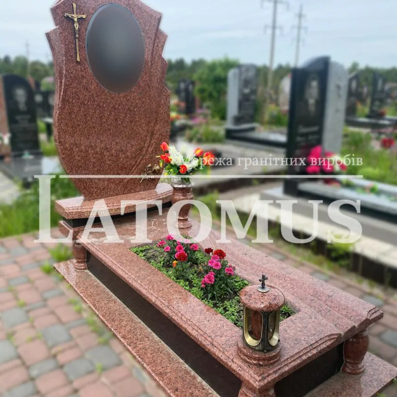 Ексклюзивний одинарний памятник з граніту купити
