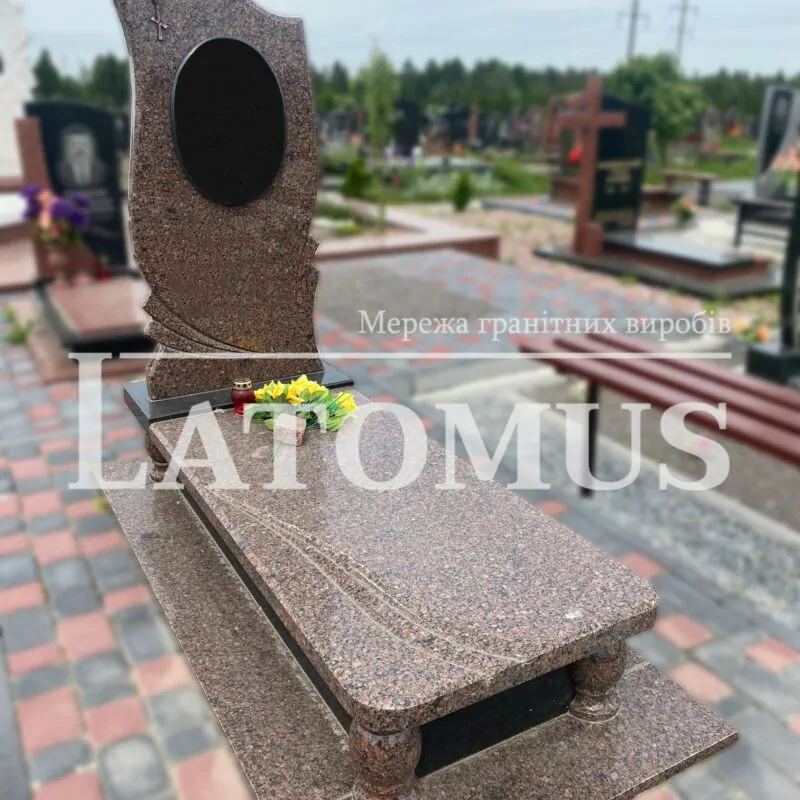Елегантний одинарний памятник з граніту купити