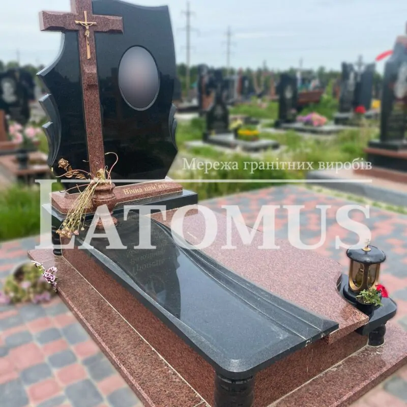 Вишуканий одинарний памятник з граніту купити