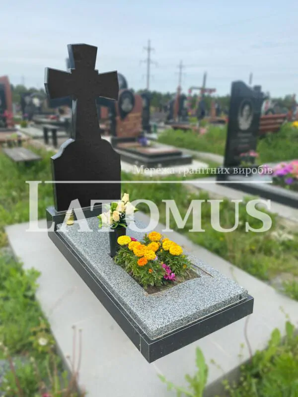 Елегантний одинарний памятник з граніту купити