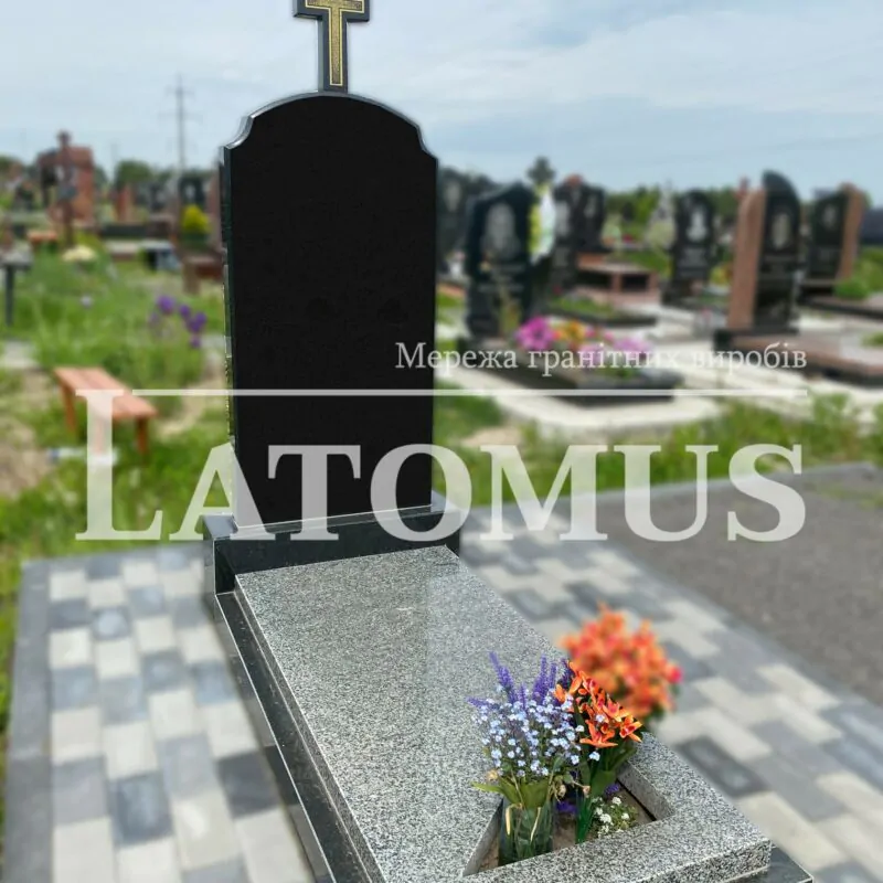 Елегантний одинарний памятник з граніту