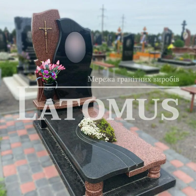 Елегантний одинарний памятник з граніту