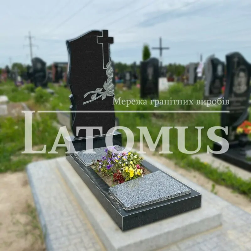 Елегантний одинарний памятник з граніту