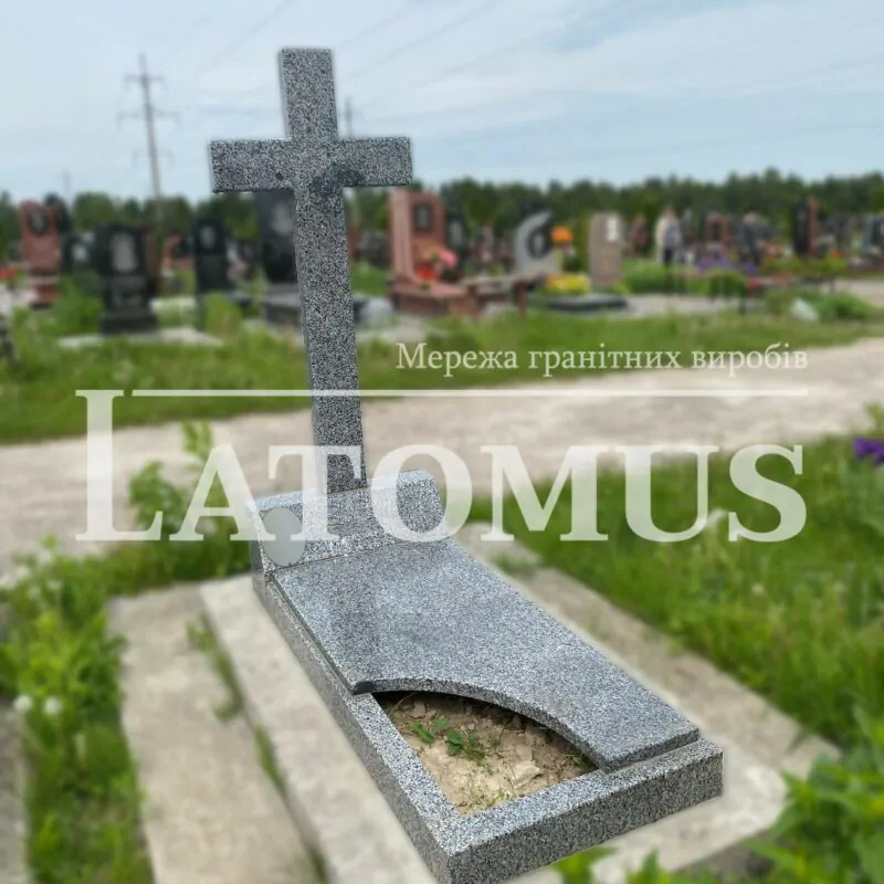 Одинарний памятник з граніту на могилу ціни